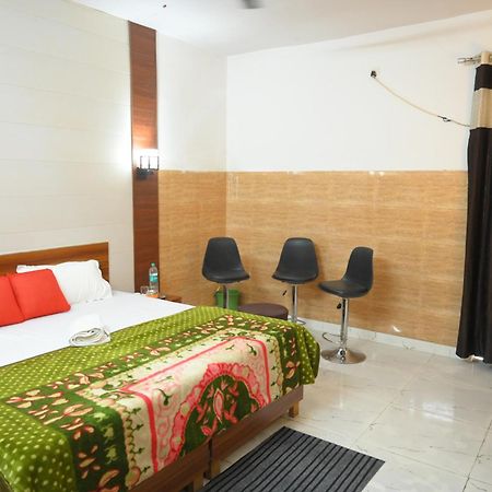 Hotel Starlight Meerut Ngoại thất bức ảnh
