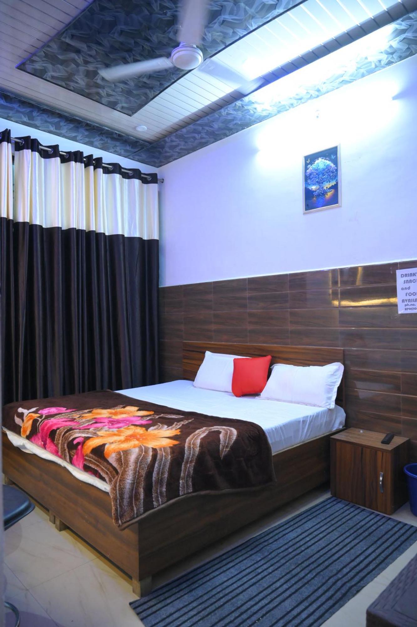 Hotel Starlight Meerut Ngoại thất bức ảnh